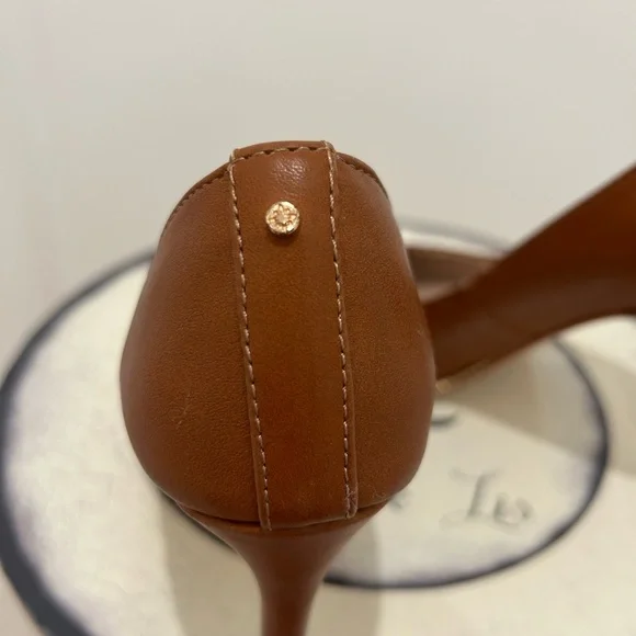 BCBGeneration cognac brown tall pumps with gold braid accent 5 1/2 - Picture 11 of 11